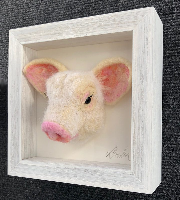 Piggy Pig — needlefelted wool